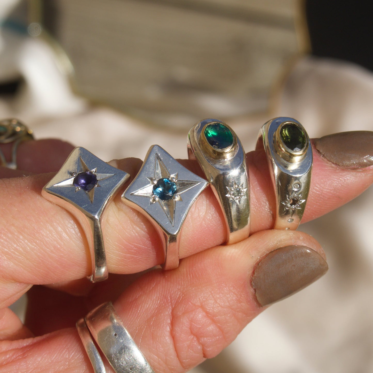 Size 6.5 / Blue Topaz Starry Signet