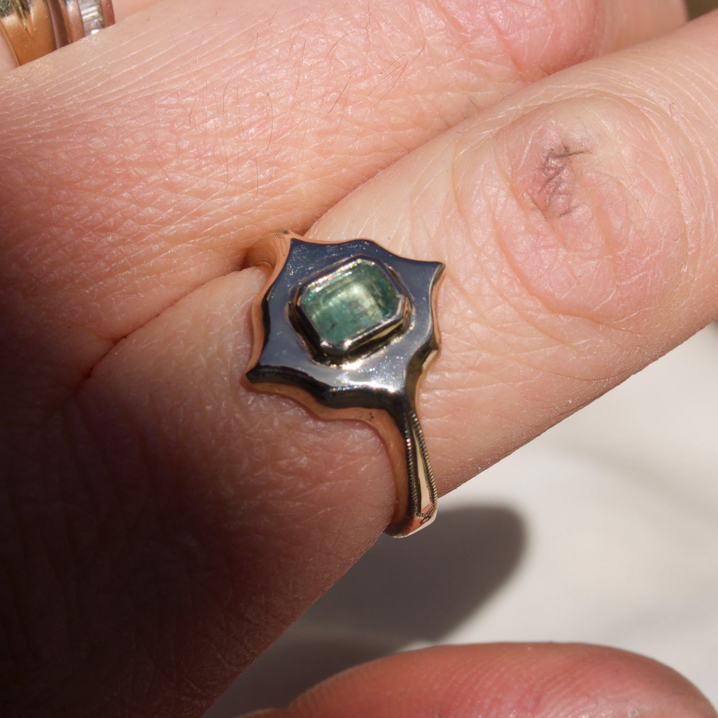 Size 7 / Emerald Marvella Ring