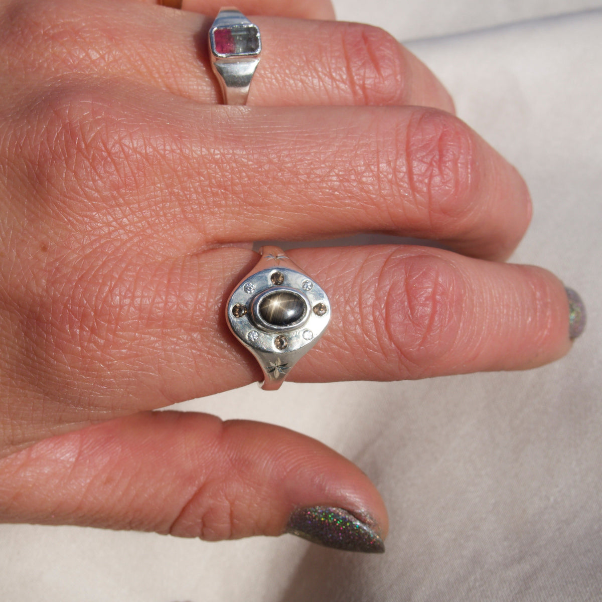 Size 7.25 / Black Star Sapphire