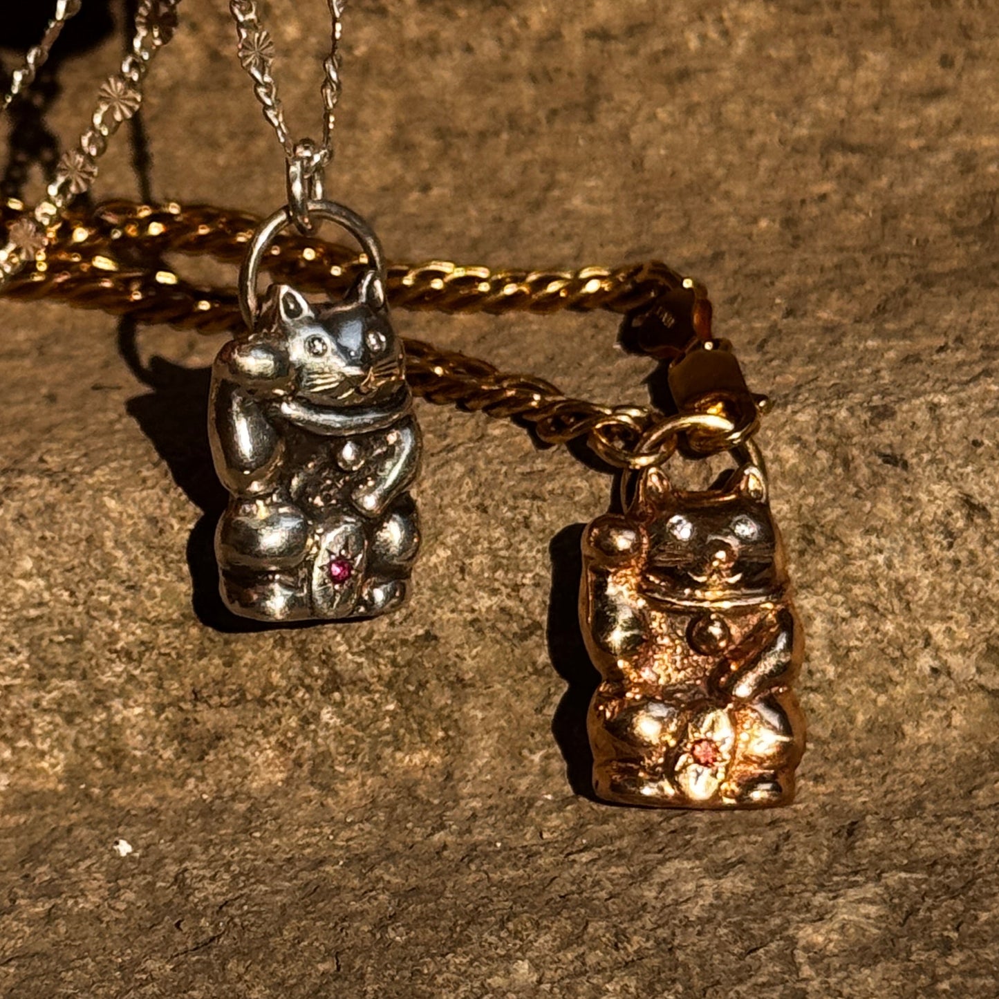 MTO / Maneki Neko Charm