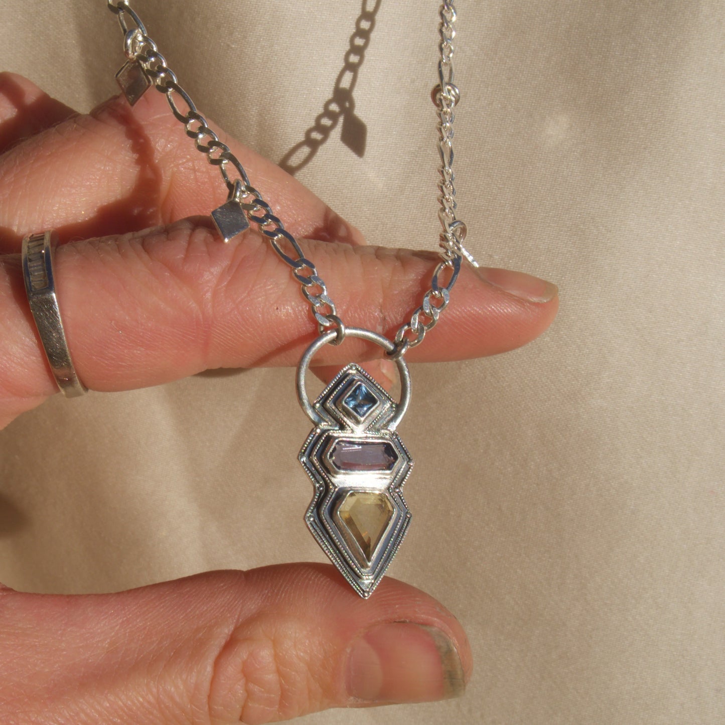 Deco Dangley Necklace