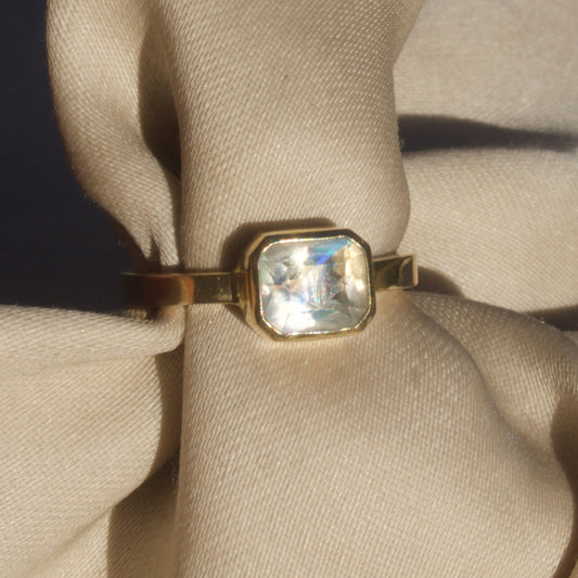 Size 5.75 / Moonstone Ring