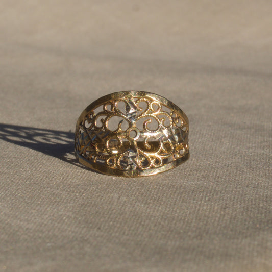 Size 6.5 / Vintage Filigree Ring