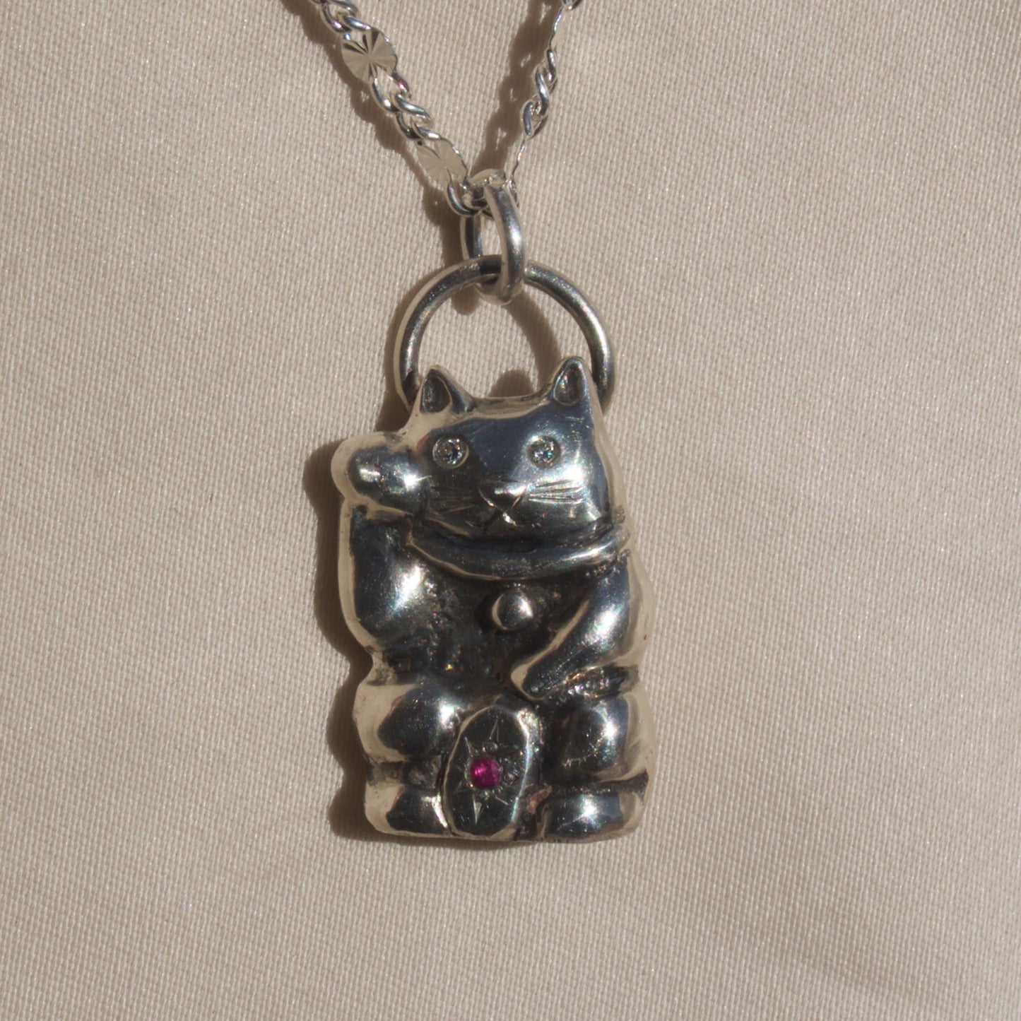 MTO / Maneki Neko Charm