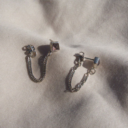 spinel ear chain