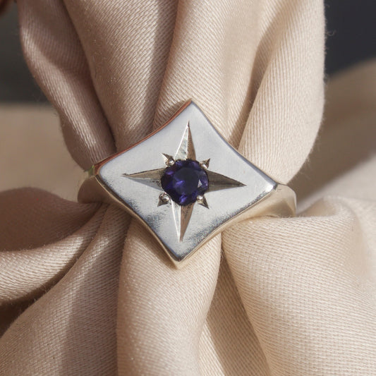 Size 7 / Iolite Starry Signet