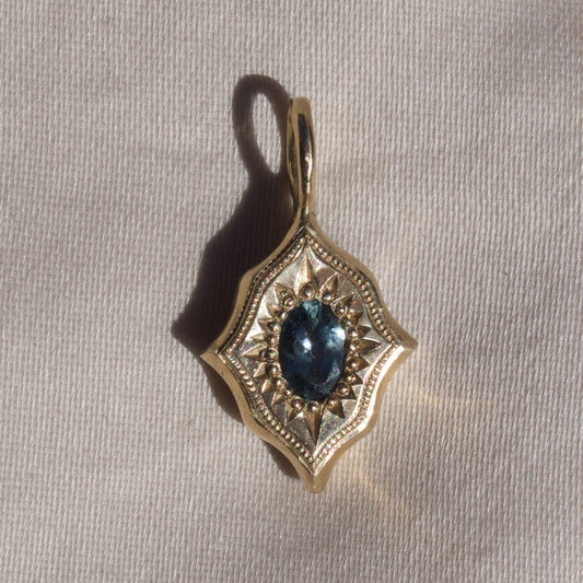 14k Montana Sapphire Tile