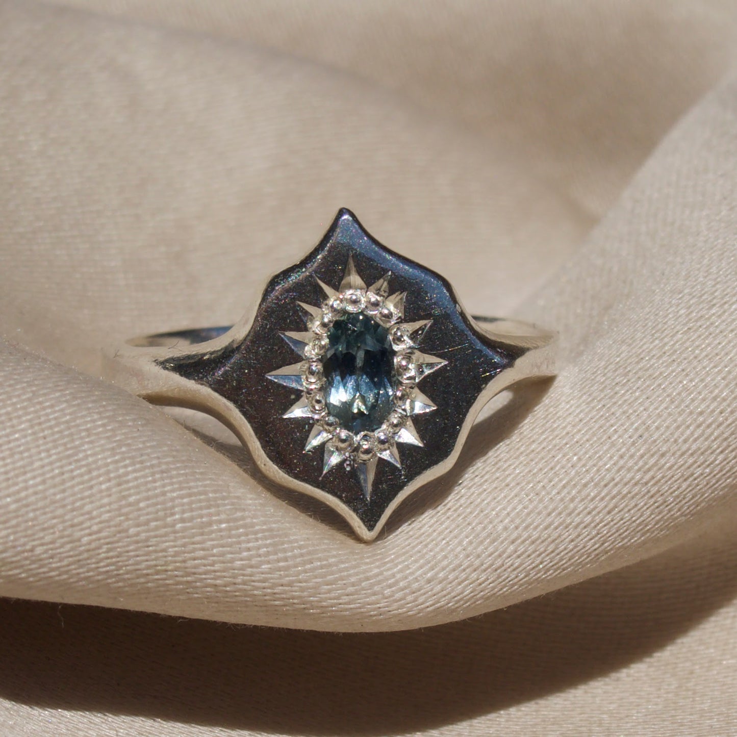 Size 6 / Montana Sapphire Marvella