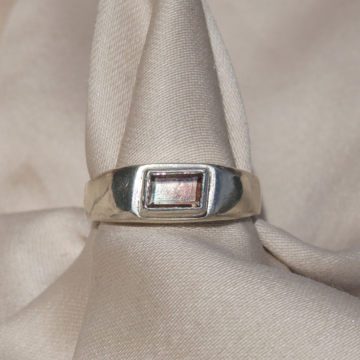 Size 8.5 / Oregon Sunstone Parallelogram
