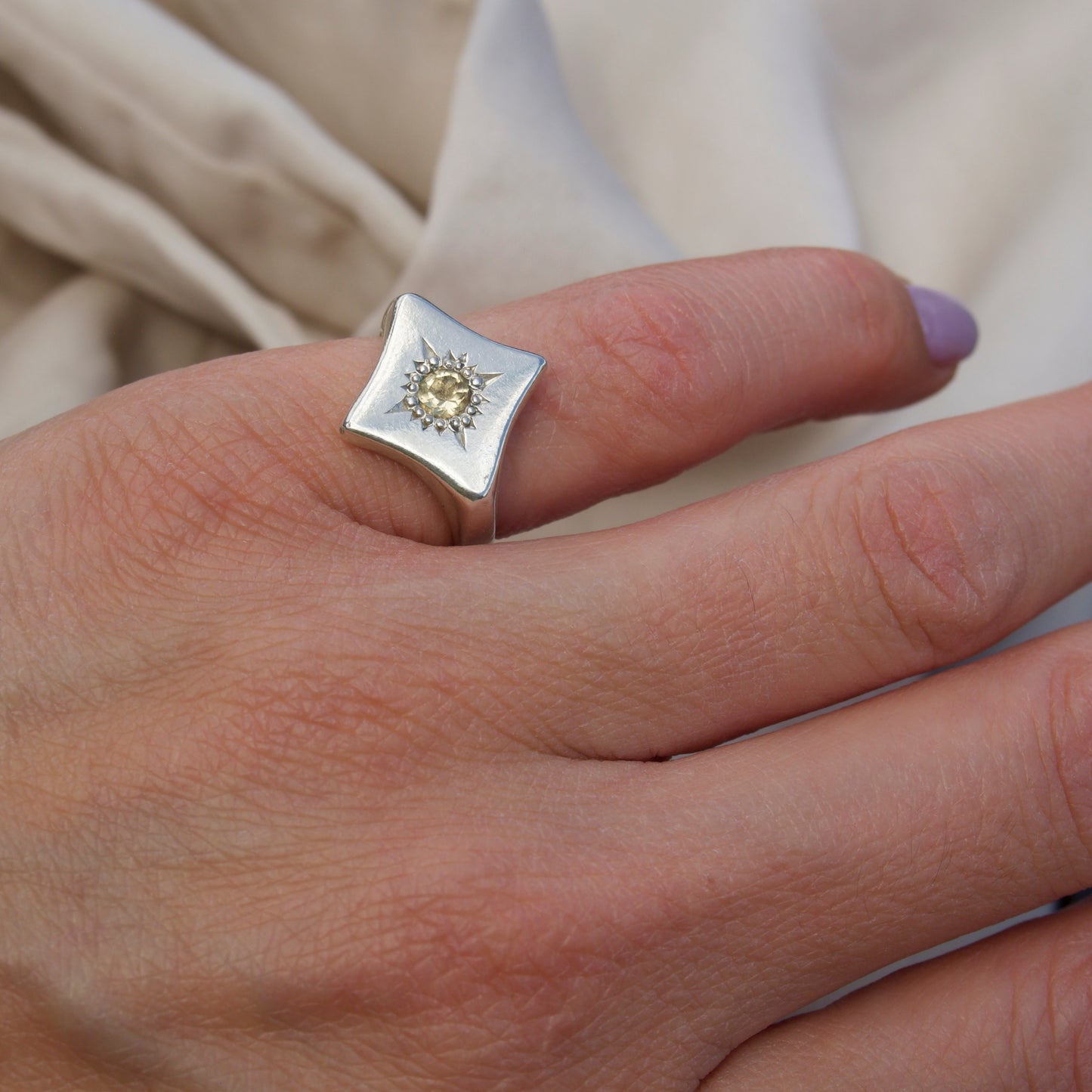 Size 5.25 / Starry Eyed Citrine