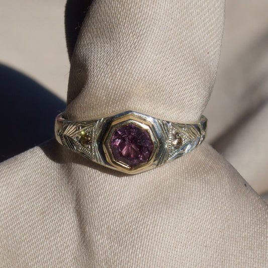 Size 7.25 / Color Change Garnet