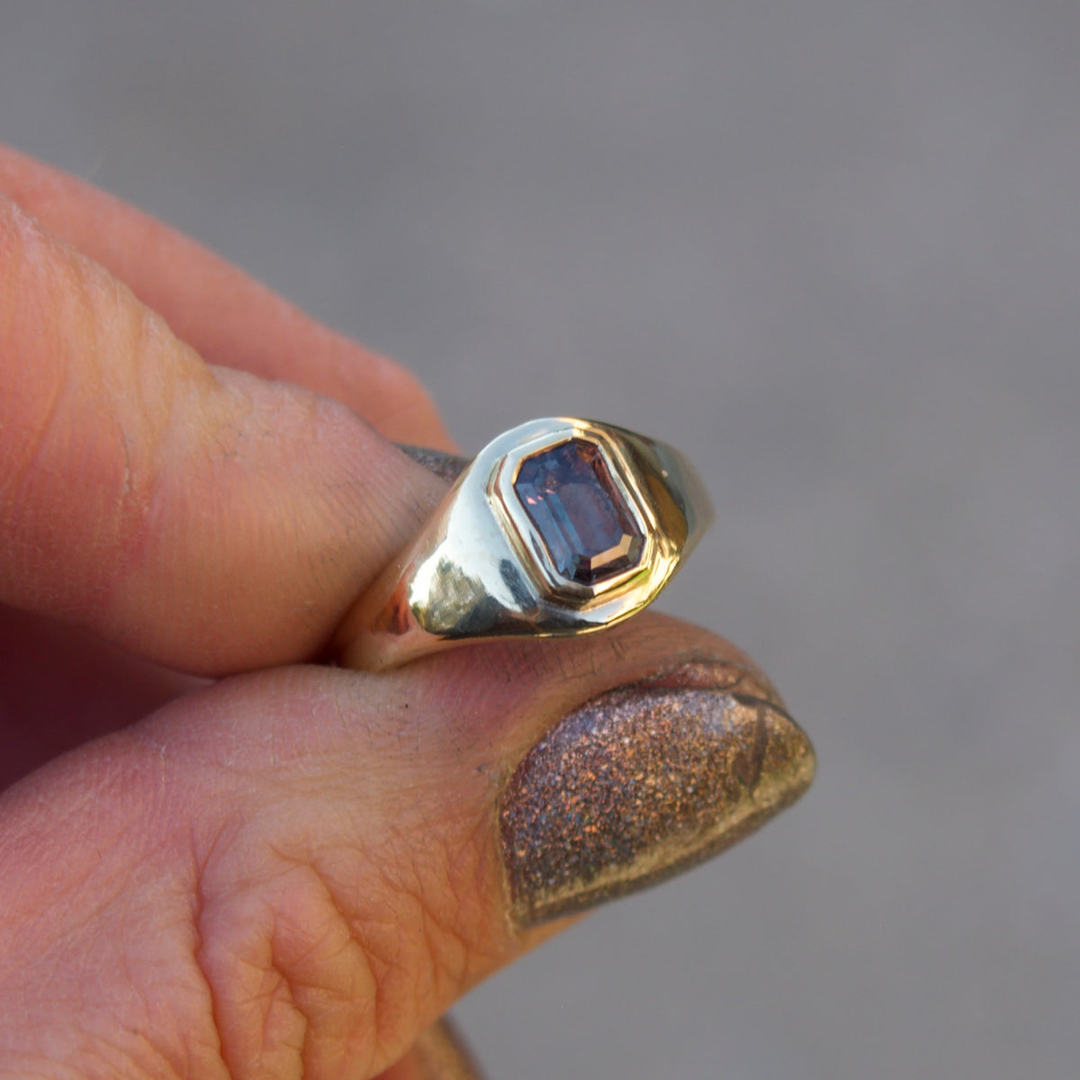 Size 5.25 / Color Change Garnet